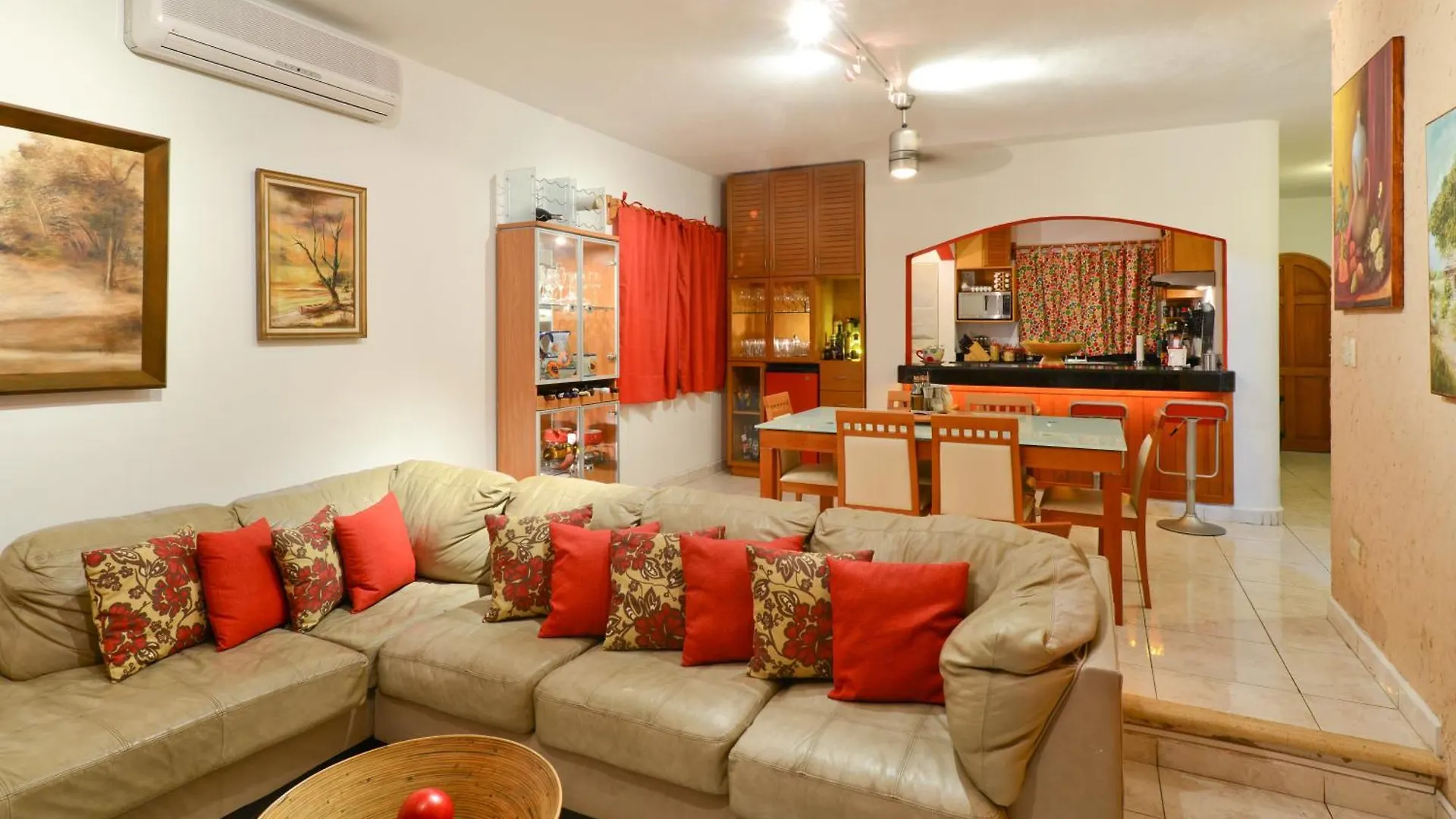B&B Mom'S House Puerto Aventuras Bed & Breakfast